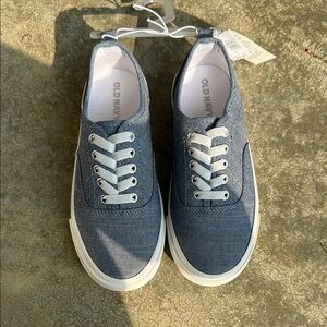 NWT Old Navy Chambray Blue Casual Sneakers